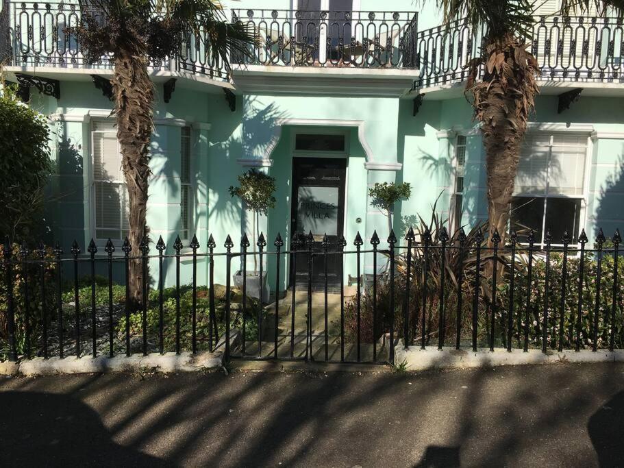 Princes Villa - Large Fully Self Contained Flat, 5 Minutes From The Sea Hastings Kültér fotó