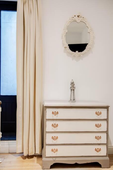 Princes Villa - Large Fully Self Contained Flat, 5 Minutes From The Sea Hastings Kültér fotó