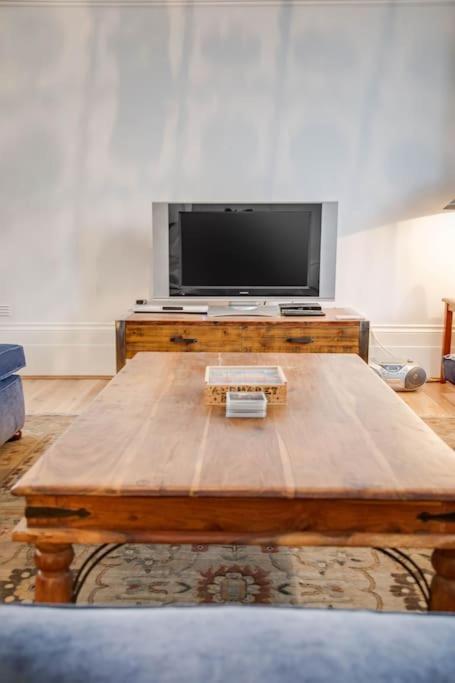Princes Villa - Large Fully Self Contained Flat, 5 Minutes From The Sea Hastings Kültér fotó
