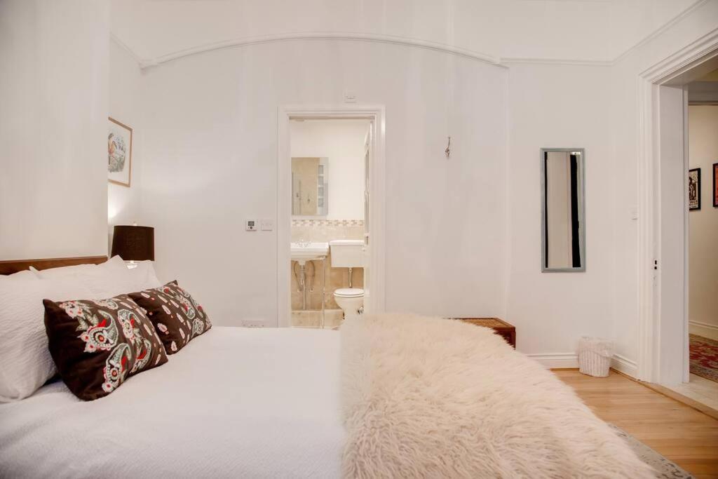 Princes Villa - Large Fully Self Contained Flat, 5 Minutes From The Sea Hastings Kültér fotó